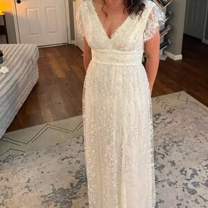 Elegant Lace V-Neck Gown - Arlene Shimmer Gown